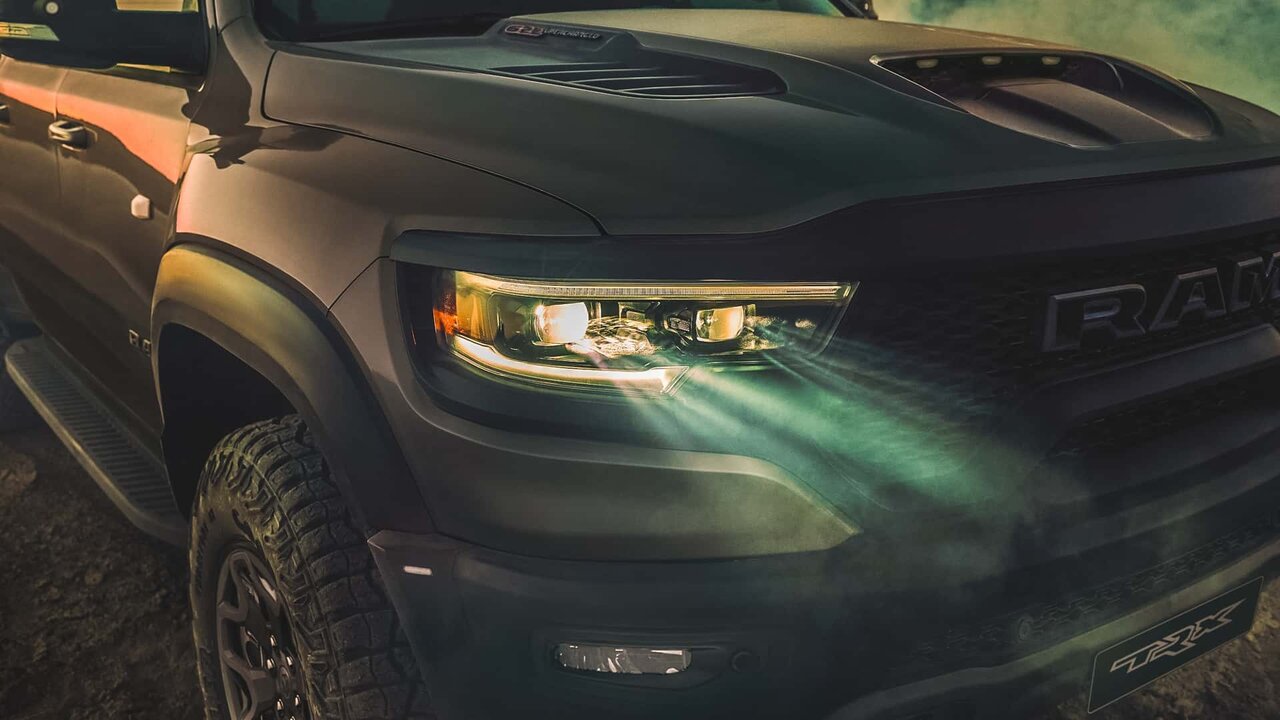 دایناسور آمریکایی برمی‌گردد / غرش دوباره موتور V8 /عکس