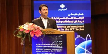 وزیر ارتباطات: حکمرانی داده و اقتصاد دیجیتال بدون بخش خصوصی ممکن نیست
