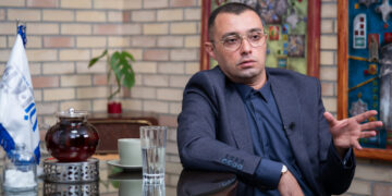 ببینید